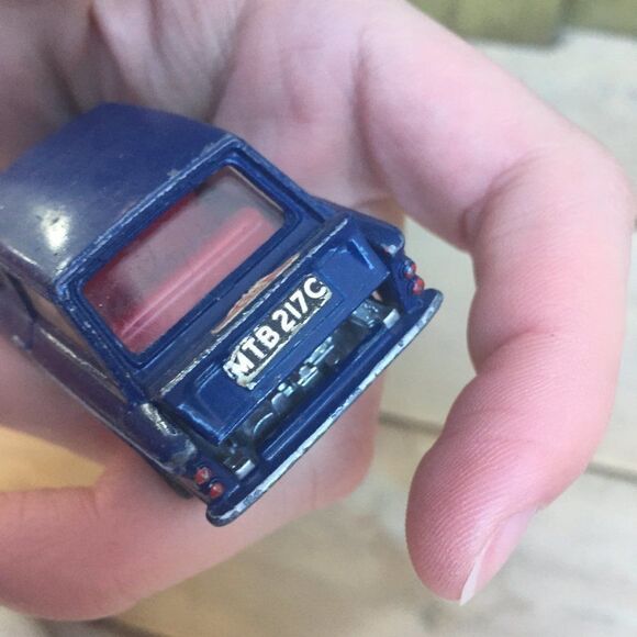 Vintage 1963 Dinky Toys 138 Hillman Imp Blue 35 Toy Car - Picture 2 of 8